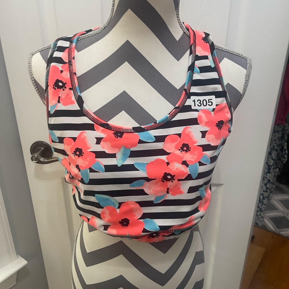ZELOS Floral Striped Sports Bra - Black, White, Pink, Blue